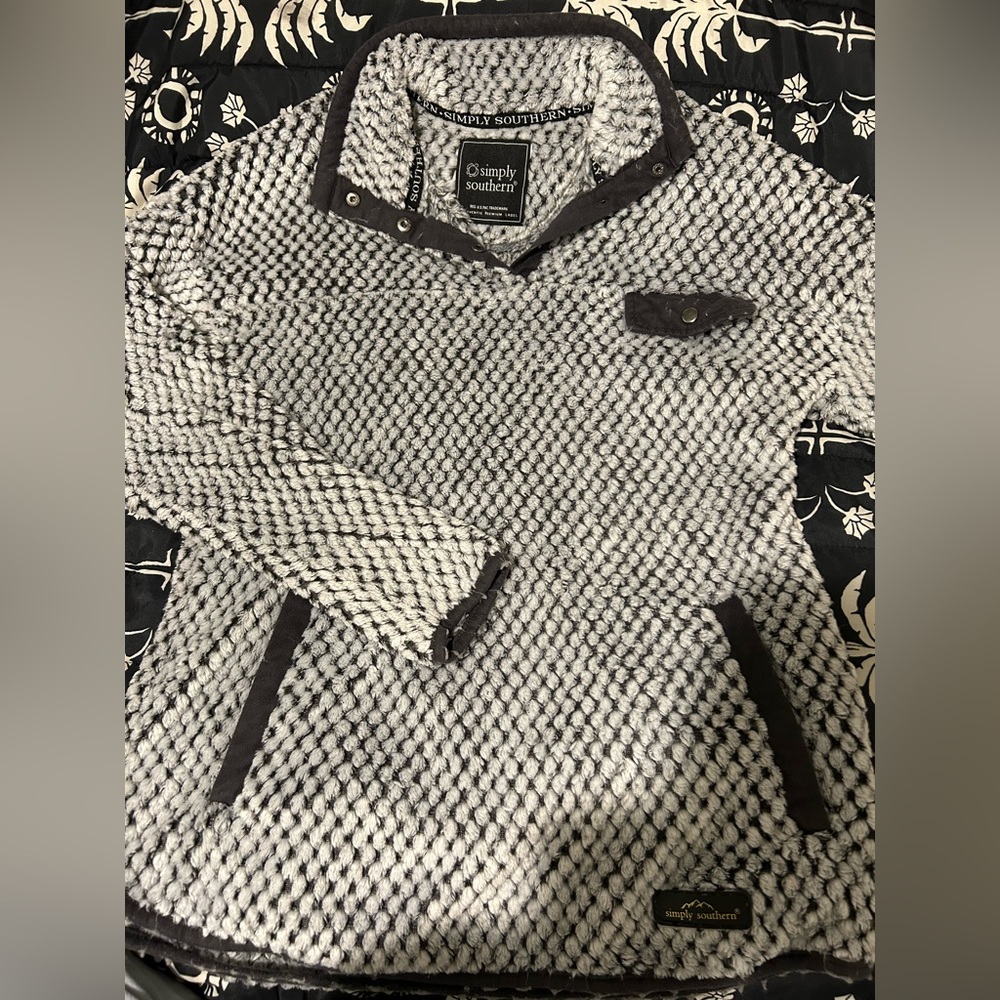 Women’s Simply Southern sherpa
